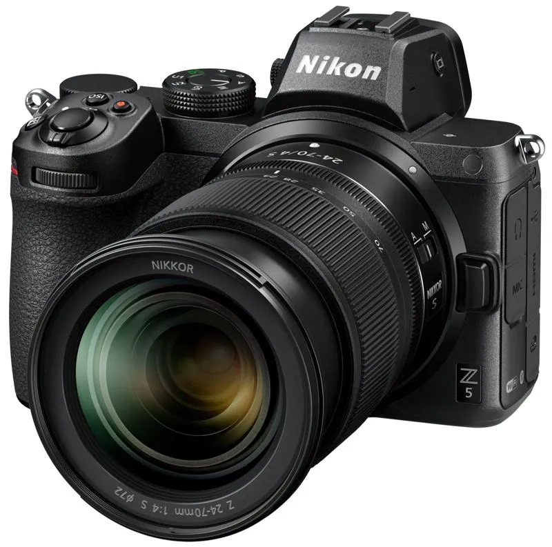 Nikon Z5 + 24-70 mm f/4