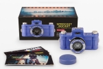 Aparat analogowy Lomography Sprocket Rocket niebieski-blue