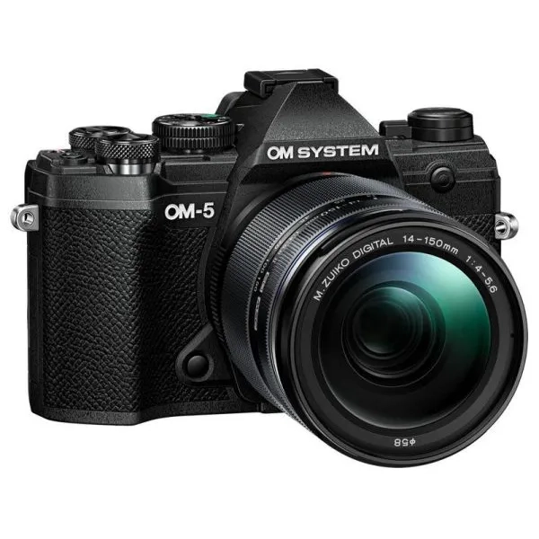 Aparat OM SYSTEM OM-5 czarny + M.Zuiko Digital ED 14‑150 mm f/4-5.6 II