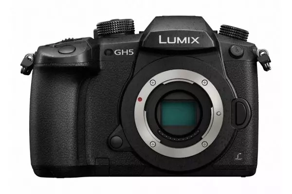 Panasonic DC-GH5 body