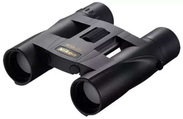 Lornetka Nikon Aculon A30 8X25 czarna