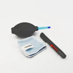 zestaw-czyszczacy-do-optyki-3-w-1.webp