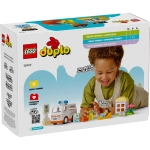 LEGO DUPLO Karetka z kierowcą 10447