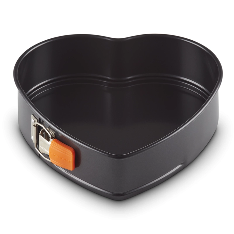 Tortownica w kształcie serca Le Creuset Czarna - Black