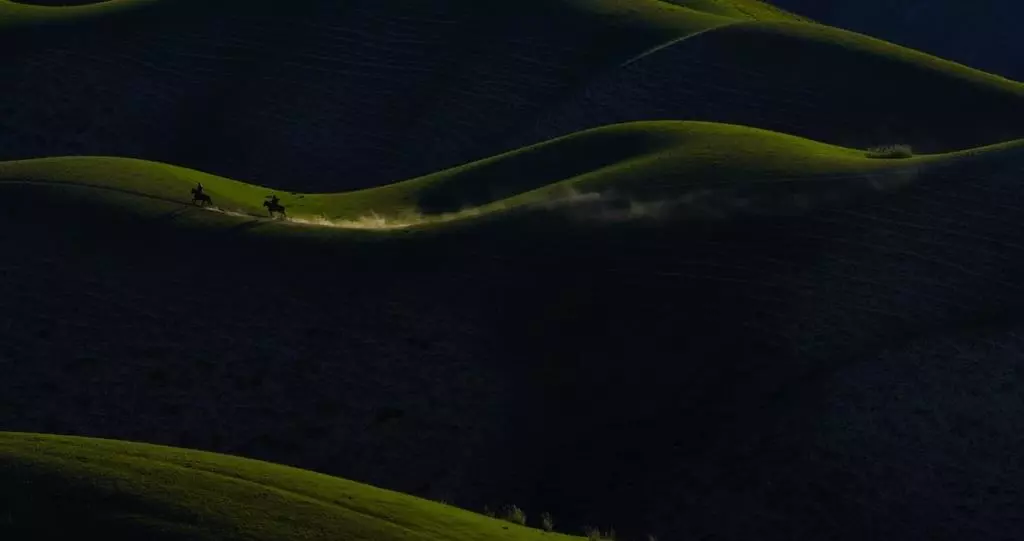 aparat-sony-a6600-18-135-mm-f-3-5-5-6-oss