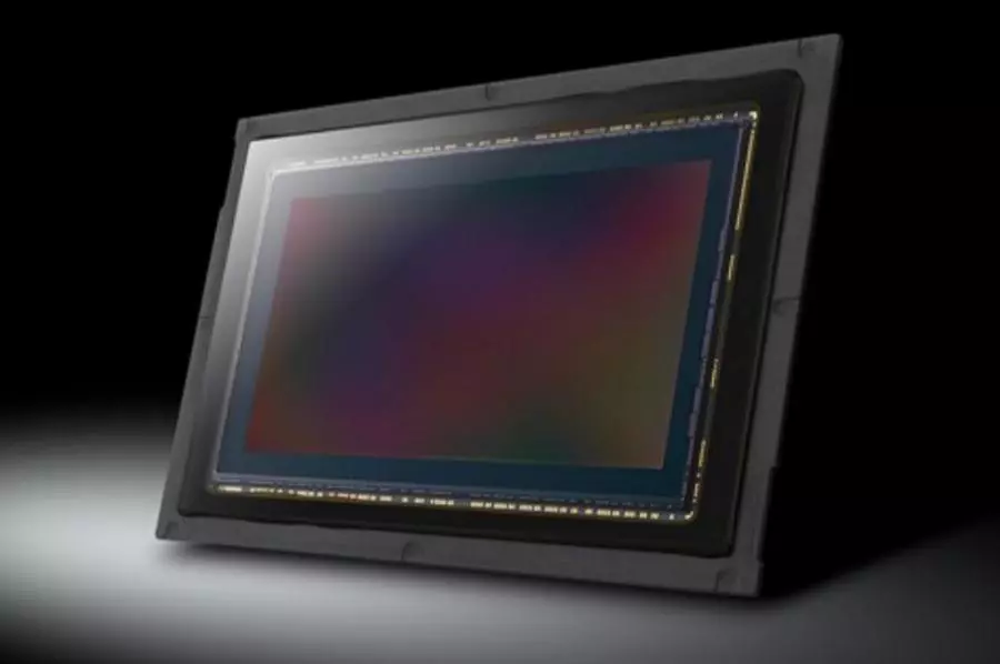 panasonic-lumix-s5ii-50-mm-f-1-8-dc-s5m2ce