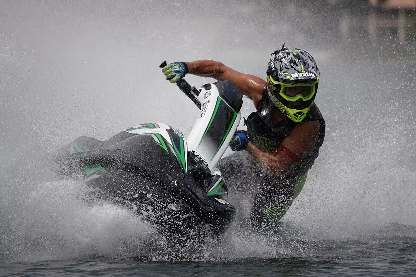 aparat-sony-dsc-rx10-iv-dscrx10m4-ce3