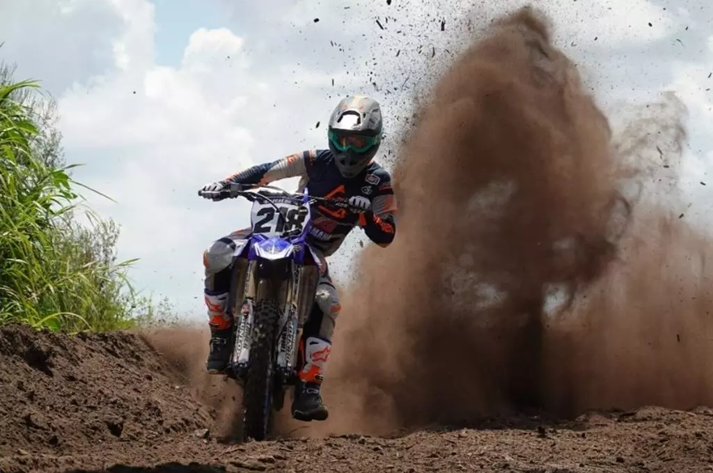 aparat-sony-dsc-rx100-vii-dscrx100m7-ce3