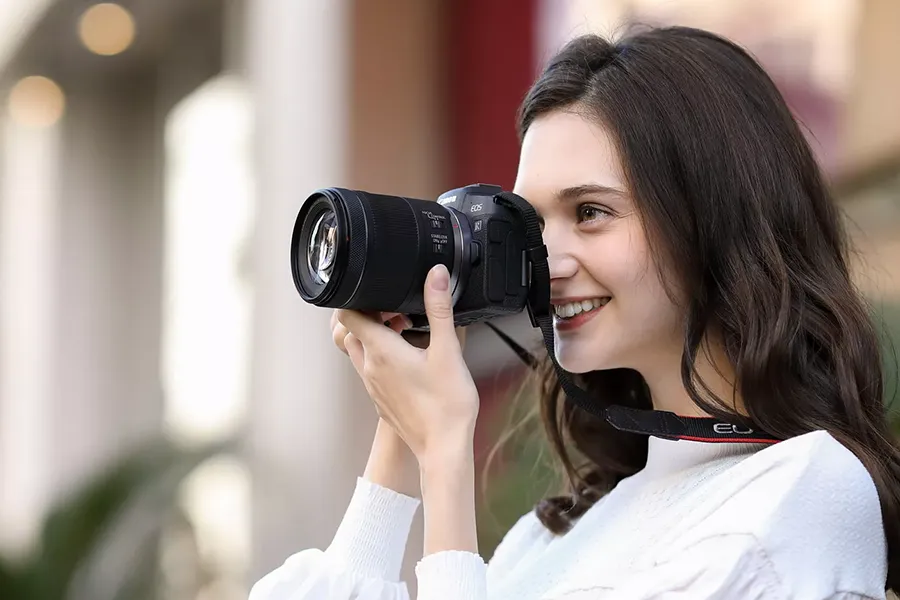 Canon RF 24-105 mm f/4-7.1 IS STM