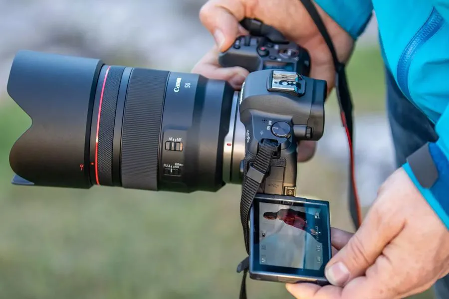 Canon RF 50 mm f/1.2 L USM