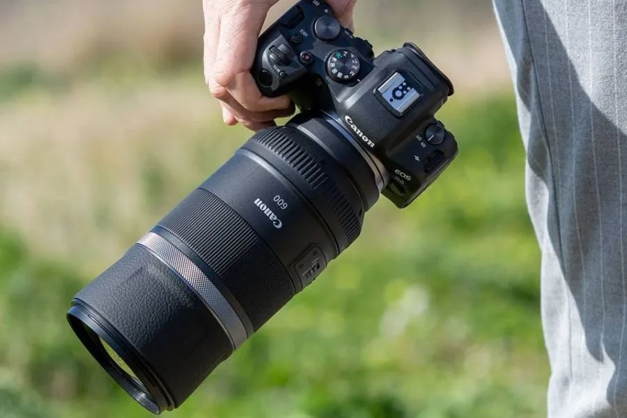 Canon RF 600 mm f/11 IS STM