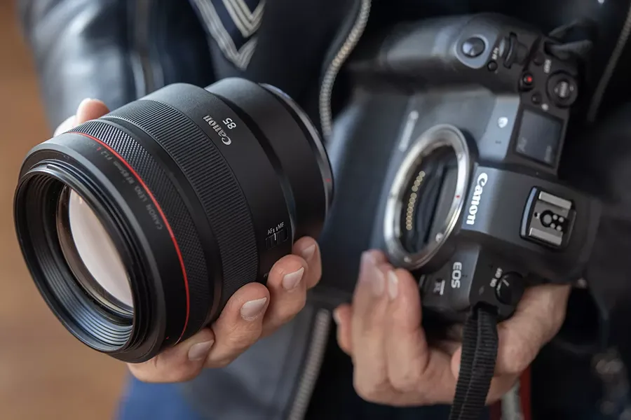 Canon RF 85 mm f/1.2 L USM