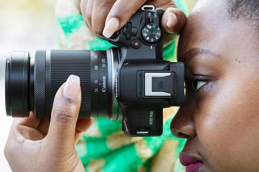 Canon RF-S 55-210 mm f/5-7.1 IS STM