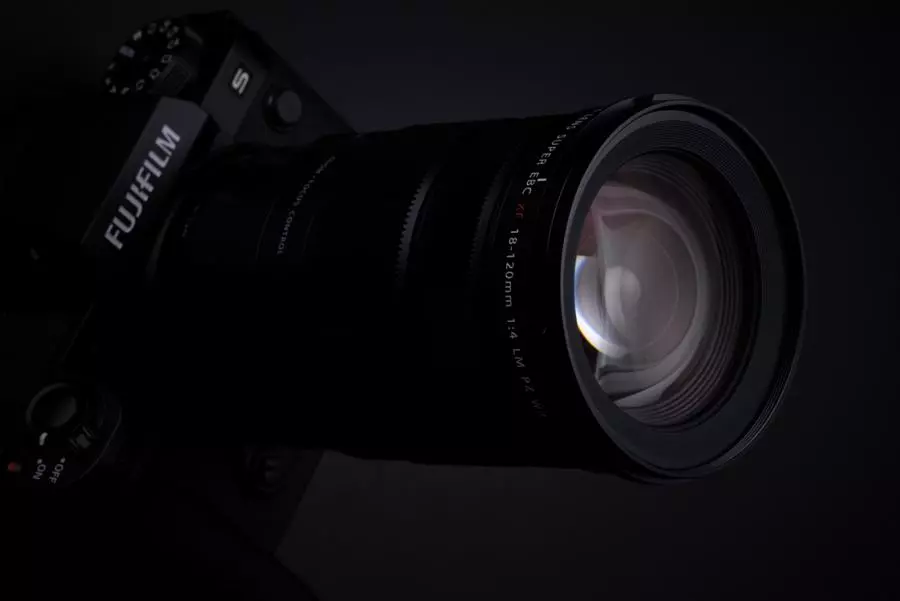 obiektyw-fujifilm-fujinon-xf-18-120-mm-f-4-lm-pz-wr