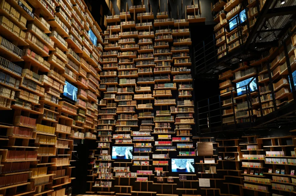 Sony FE 24 mm f/2.8 G