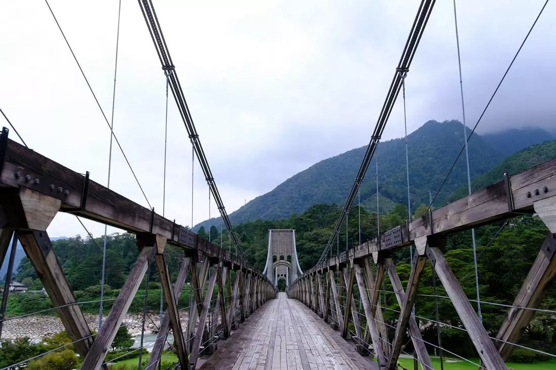 obiektyw-tamron-18-300mm