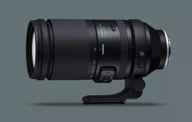 obiektyw-tamron-150-500-mm-f-5-6-7-di-iii-vc-vxd-sony
