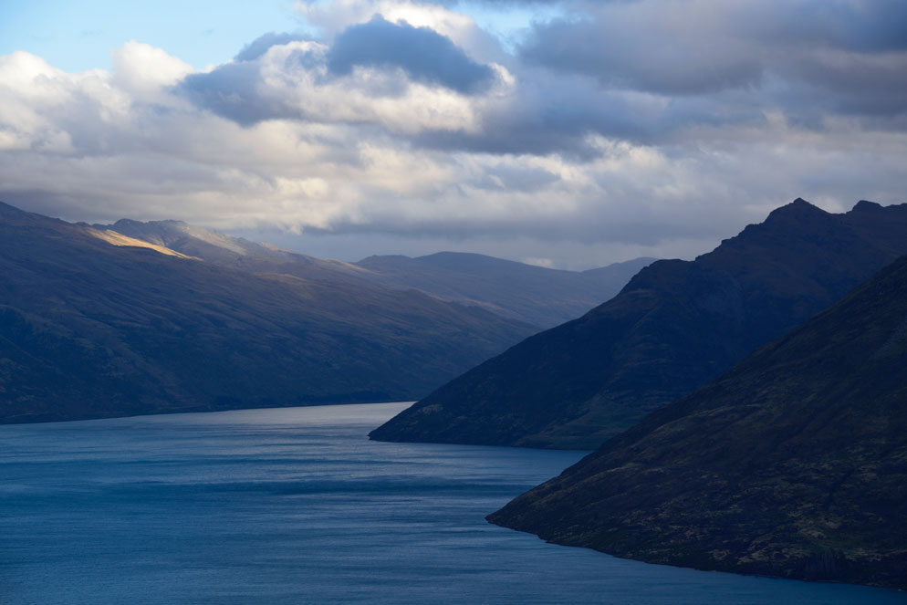 obiektyw-nikon-nikkor-18-300-mm-f-3-5-6-3g-ed-vr