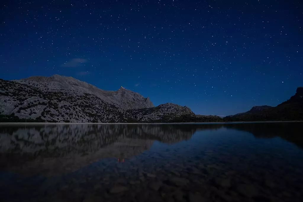 obiektyw-tamron-17-28-mm-f-2-8-di-iii-rxd-a046s-sony