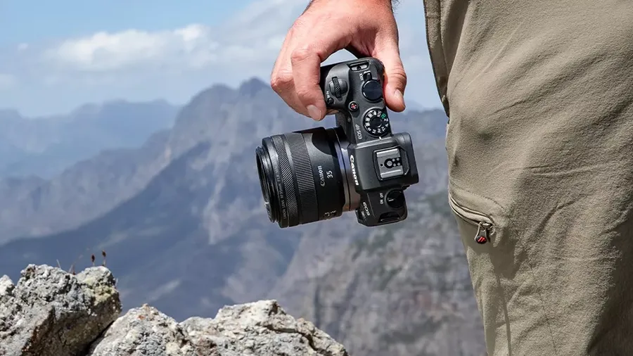 Canon EOS RP + RF 24-105 mm f/4-7.1 IS STM