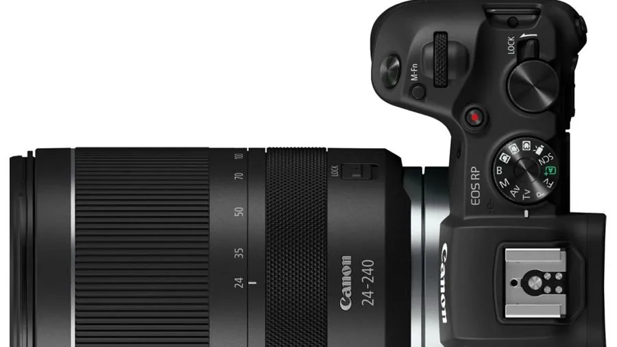 Canon EOS RP + RF 24-240 mm f/4-6.3 IS USM