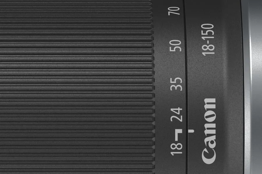 Canon EOS R7 + RF-S 18-150 mm f/3.5-6.3 IS STM