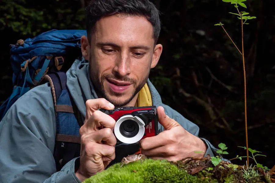 Aparat OM SYSTEM Tough TG-7 czerwony