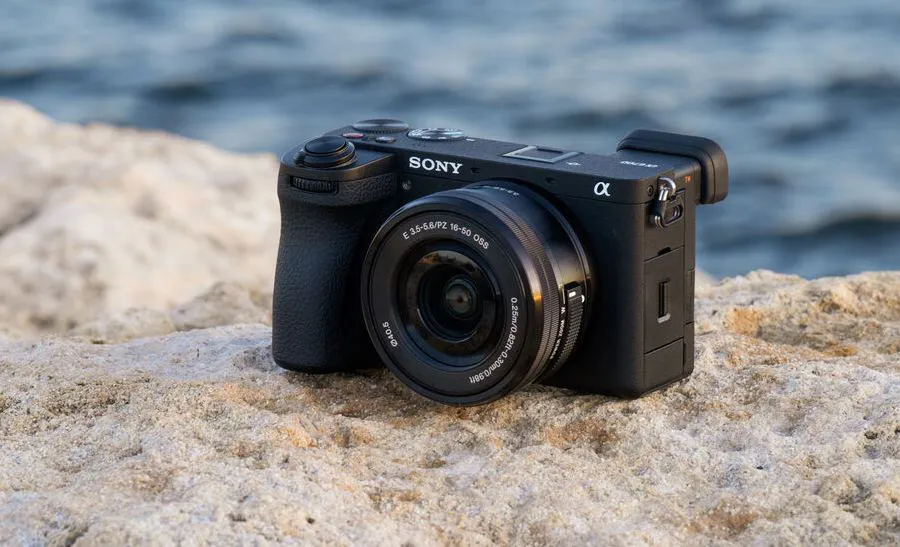 Aparat Sony a6700 + Sony E PZ 16-50 mm f/3.5-5.6 OSS