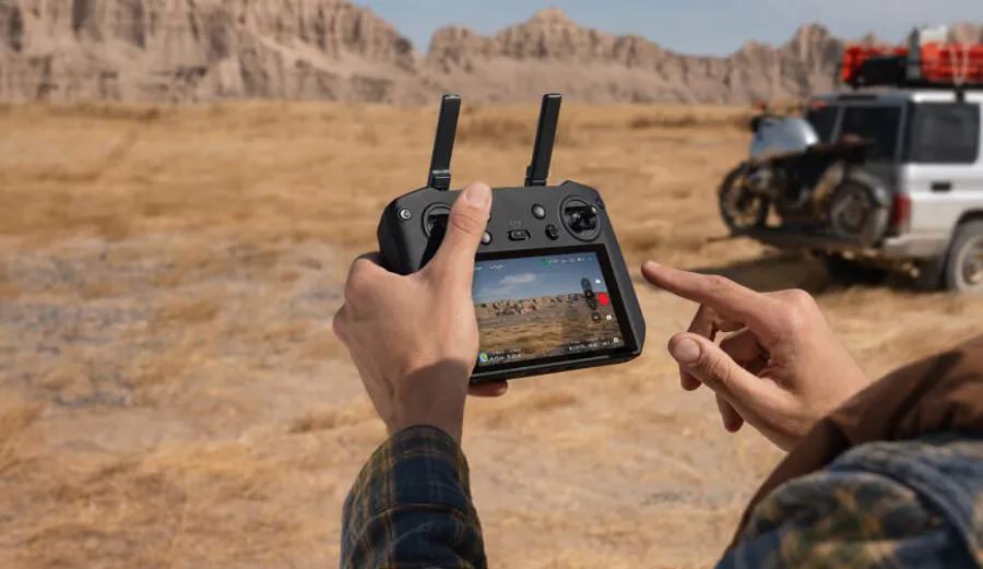 Dron DJI Mavic 3 Pro Cine Premium Combo (RC PRO)