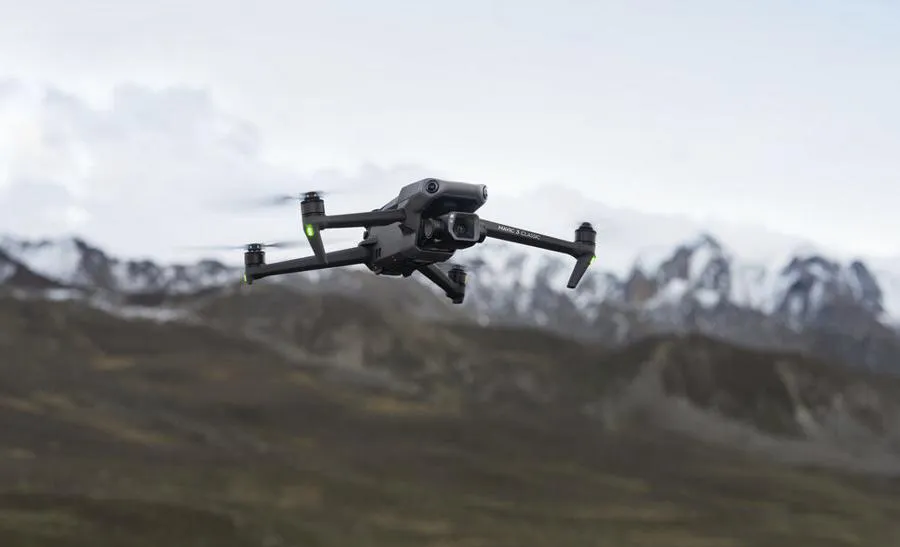 Dron DJI Mavic 3 Classic (DJI RC)