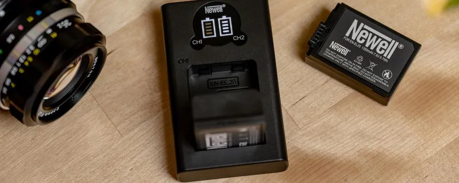 Ładowarka dwukanałowa Newell DL-USB-C do akumulatorów EN-EL25