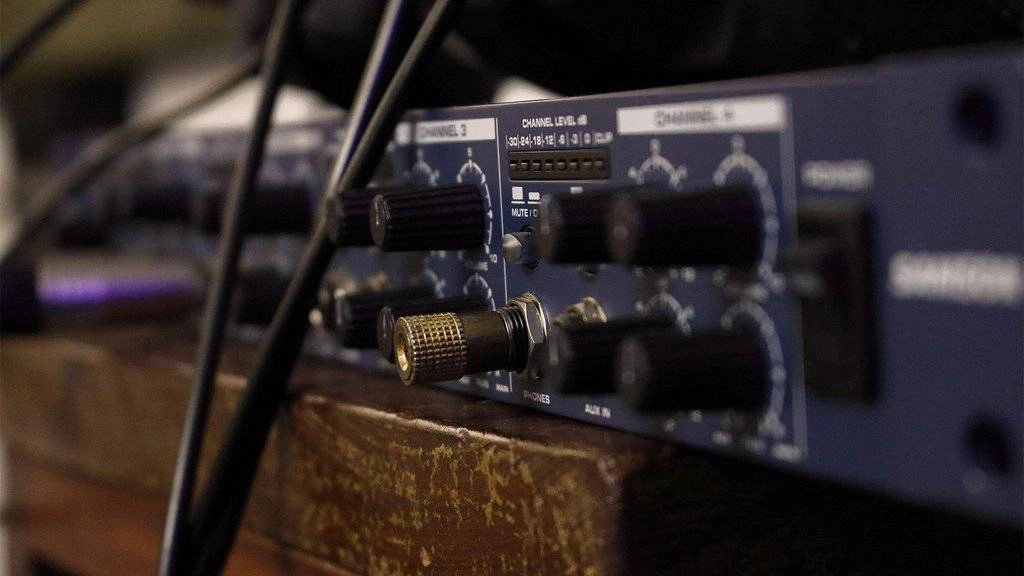 
Aparat Canon EOS 2000D + EF-S 18-55mm IS II