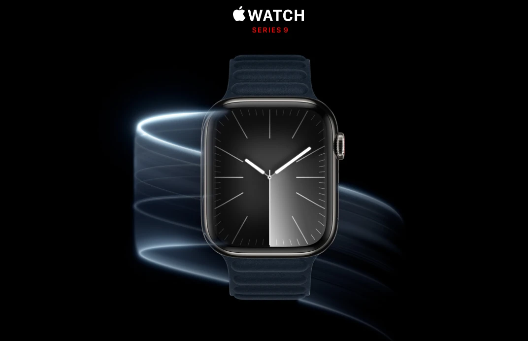 Apple Watch Series 9 GPS z kopertą 45 mm z aluminium w kolorze srebrnym z paskiem sportowym M/L w kolorze burzowego błękitu