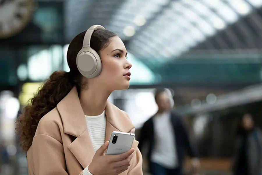 Słuchawki bezprzewodowe Sony WH-1000XM4 srebrne