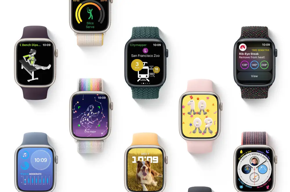 Apple Watch Series 8 LTE z kopertą 45 mm z aluminium w kolorze księżycowa poświata z paskiem sportowym w kolorze księżycowa poświata