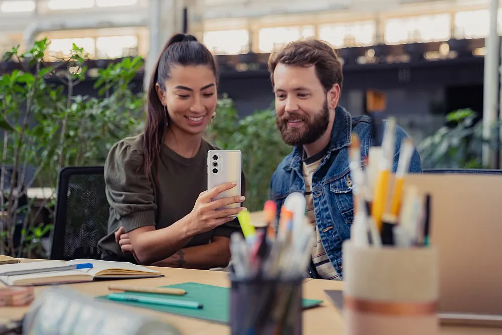 Motorola Edge 30 PRO 5G 12/256 GB Cosmos Blue