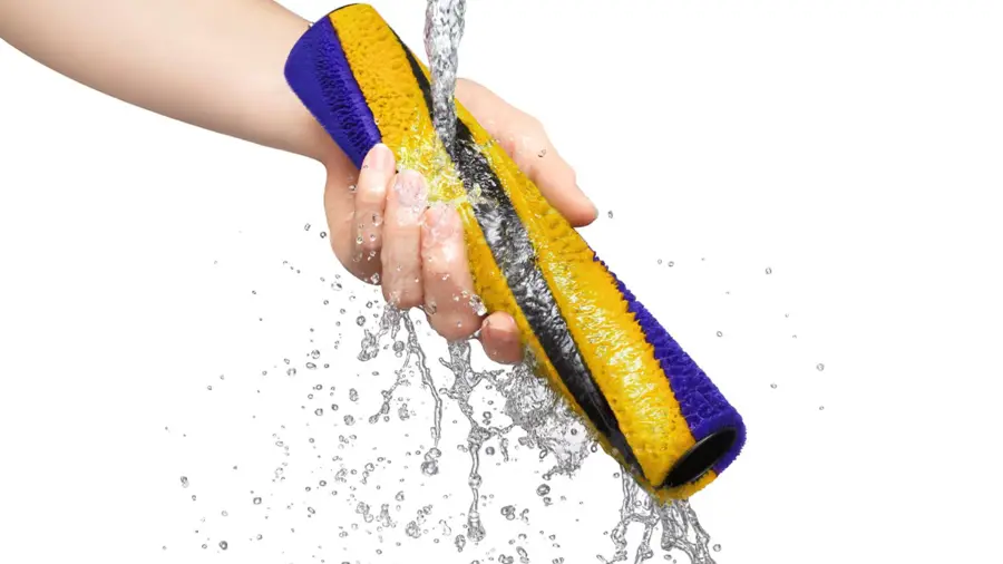 Odkurzacz bezprzewodowy z funkcją aktywnego mycia Dyson V15s Detect Submarine Nickel-Satin Yellow