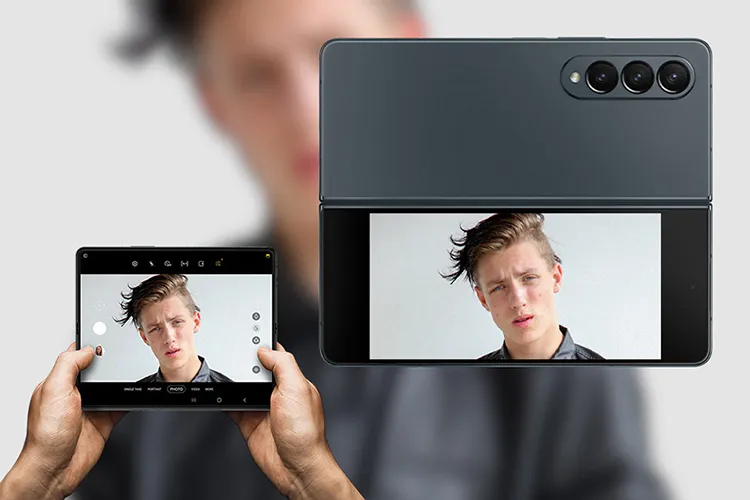 Samsung Galaxy Z Fold 4