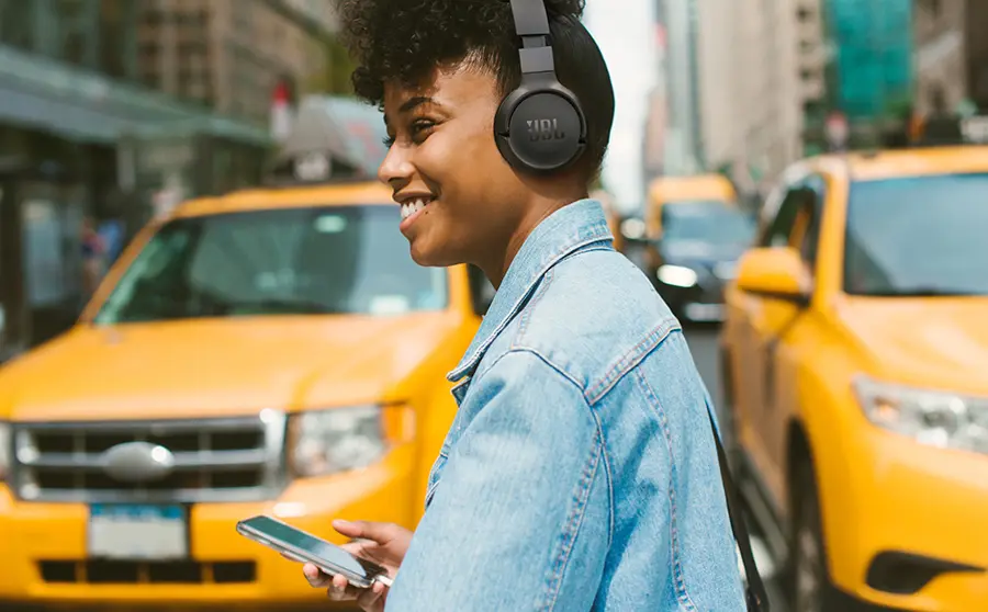 Słuchawki bezprzewodowe JBL Tune 670NC purpurowe