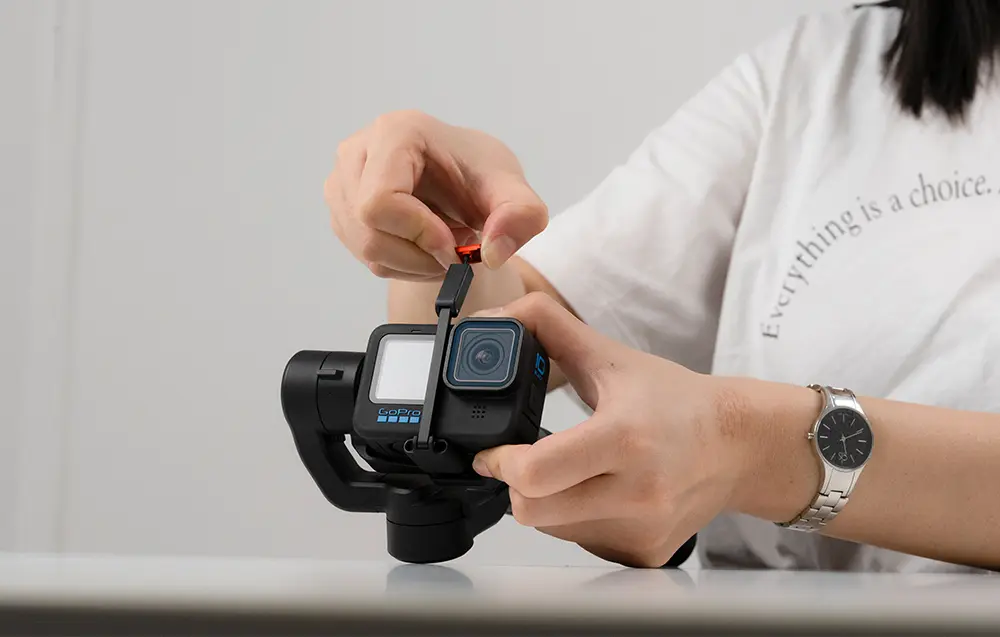 Gimbal Hohem iSteady Pro 4 do kamer sportowych